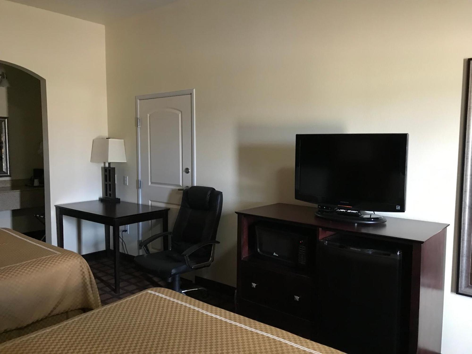 Executive Inn And Suites Pittsburg Eksteriør billede